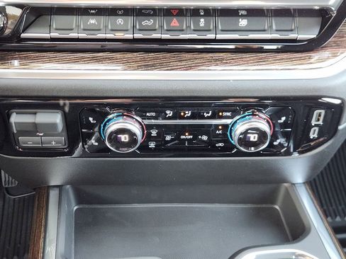 New 2026 GMC Sierra 1500 Elevation w/ Preferred Package image 13