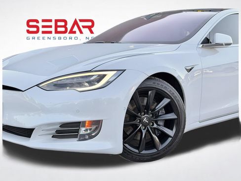 Used 2020 Tesla Model S Long Range AWD/4WD image 4