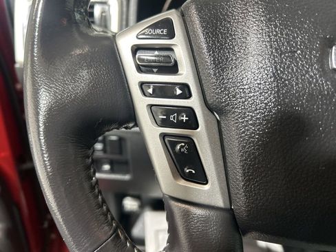 Used 2017 Nissan Titan PRO-4X w/ Pro-4x Convenience Package image 22