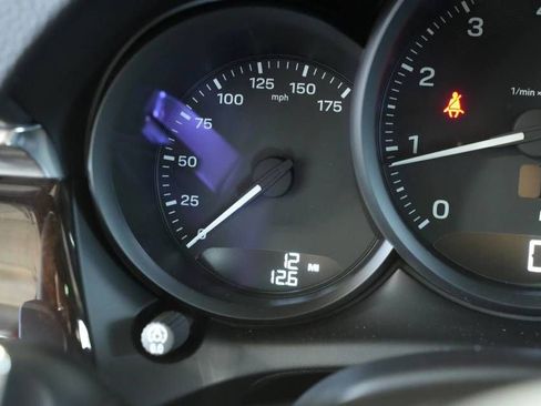 New 2026 Porsche Macan image 15