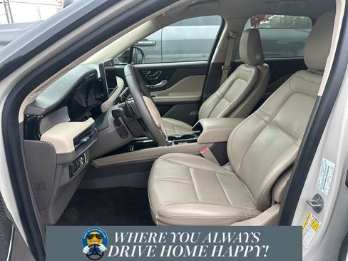 Certified 2023 Lincoln Corsair FWD w/ Equipment Group 101A image 6