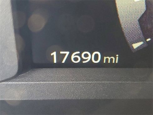 Used 2024 Toyota Tacoma SR5 image 19