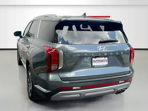 Used 2023 Hyundai Palisade Limited w/ Cargo Package FWD image 5