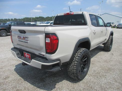 New 2026 GMC Canyon AT4 AWD/4WD image 5