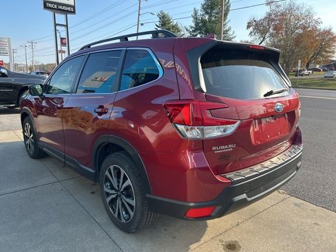 Used 2022 Subaru Forester Limited image 6