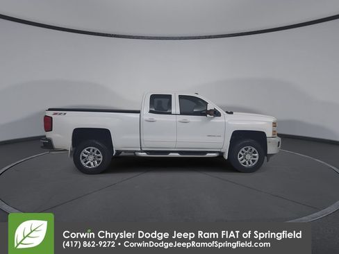 Used 2017 Chevrolet Silverado 2500 LT w/ LT Convenience Package AWD/4WD image 17