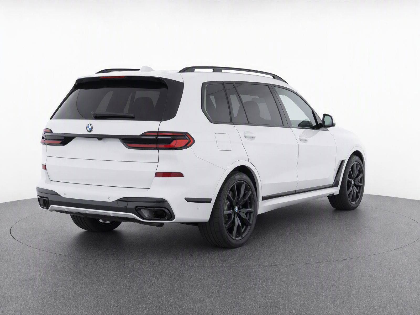 Used 2026 BMW X7 xDrive40i w/ Executive Package AWD/4WD image 6