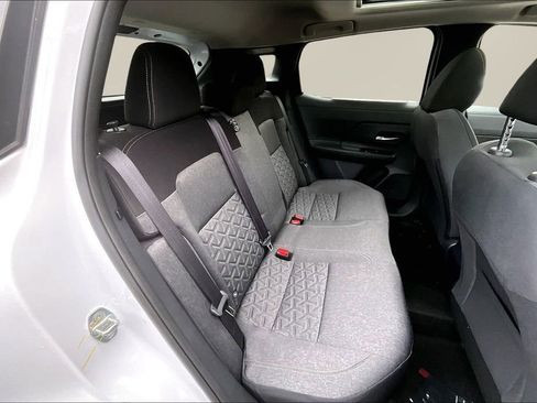 New 2026 Nissan Kicks SV w/ SV Premium Package image 10