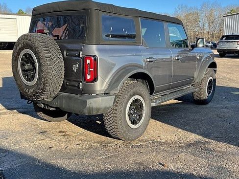 Used 2022 Ford Bronco Outer Banks w/ Sasquatch Package image 6