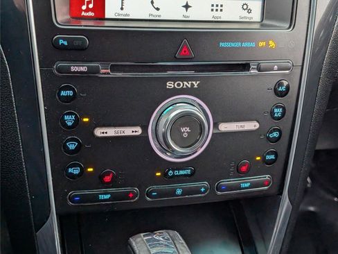 Used 2017 Ford Explorer Sport image 29