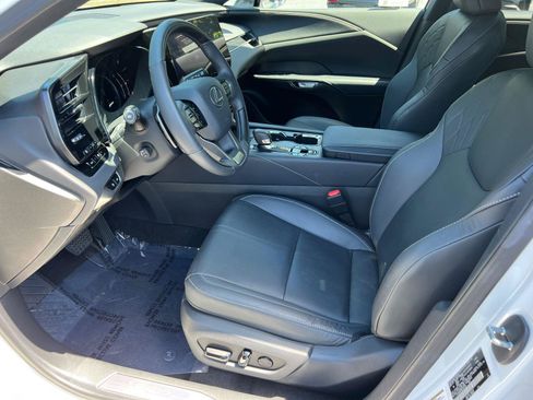 Used 2023 Lexus RX 350 Premium w/ Accessory Package AWD/4WD image 9