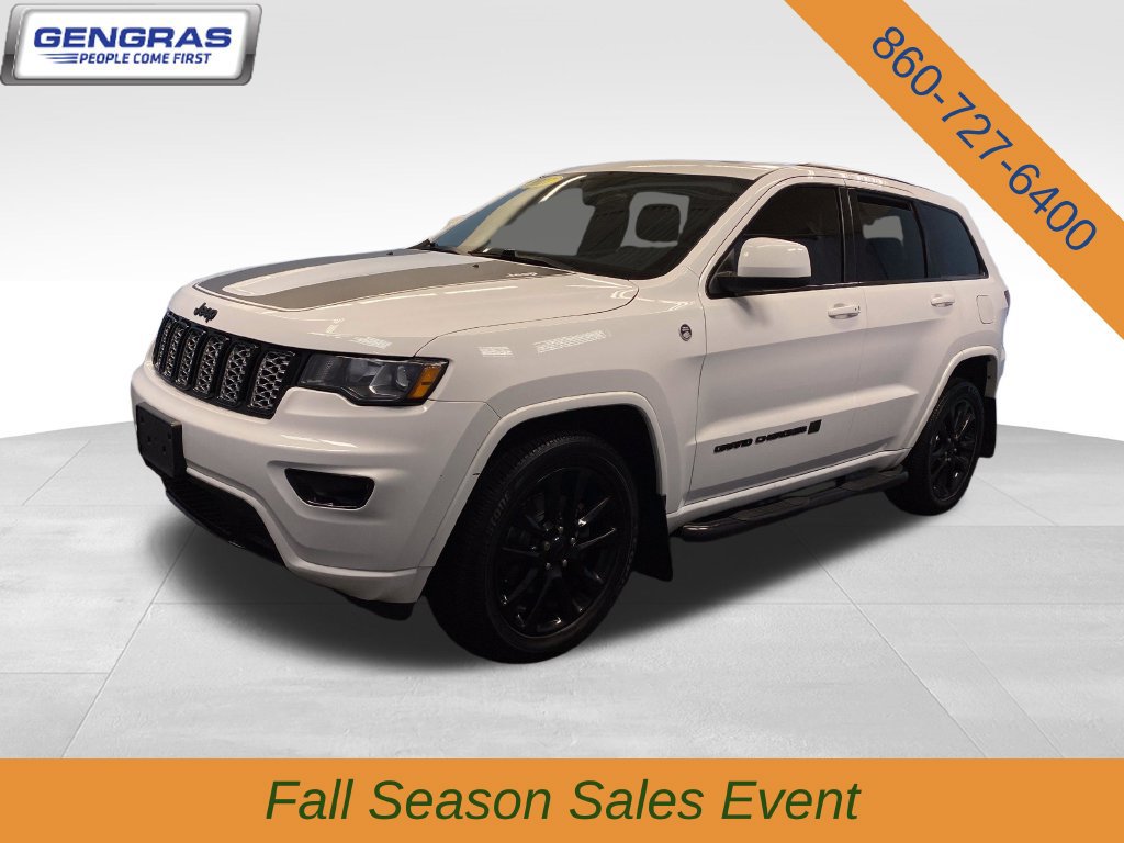 Certified 2017 Jeep Grand Cherokee Altitude AWD/4WD image 4