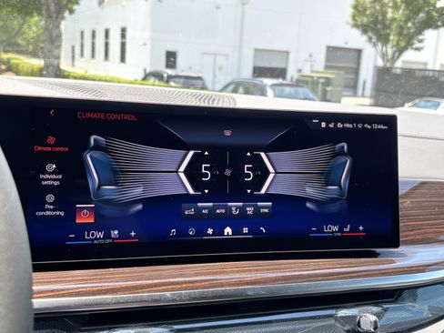 New 2026 BMW X5 xDrive40i AWD/4WD image 26