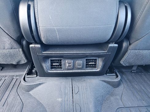 Used 2023 GMC Sierra 2500 SLE w/ SLE Convenience Package image 26