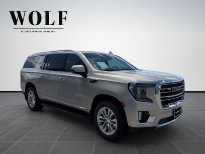 Used 2023 GMC Yukon XL SLT
