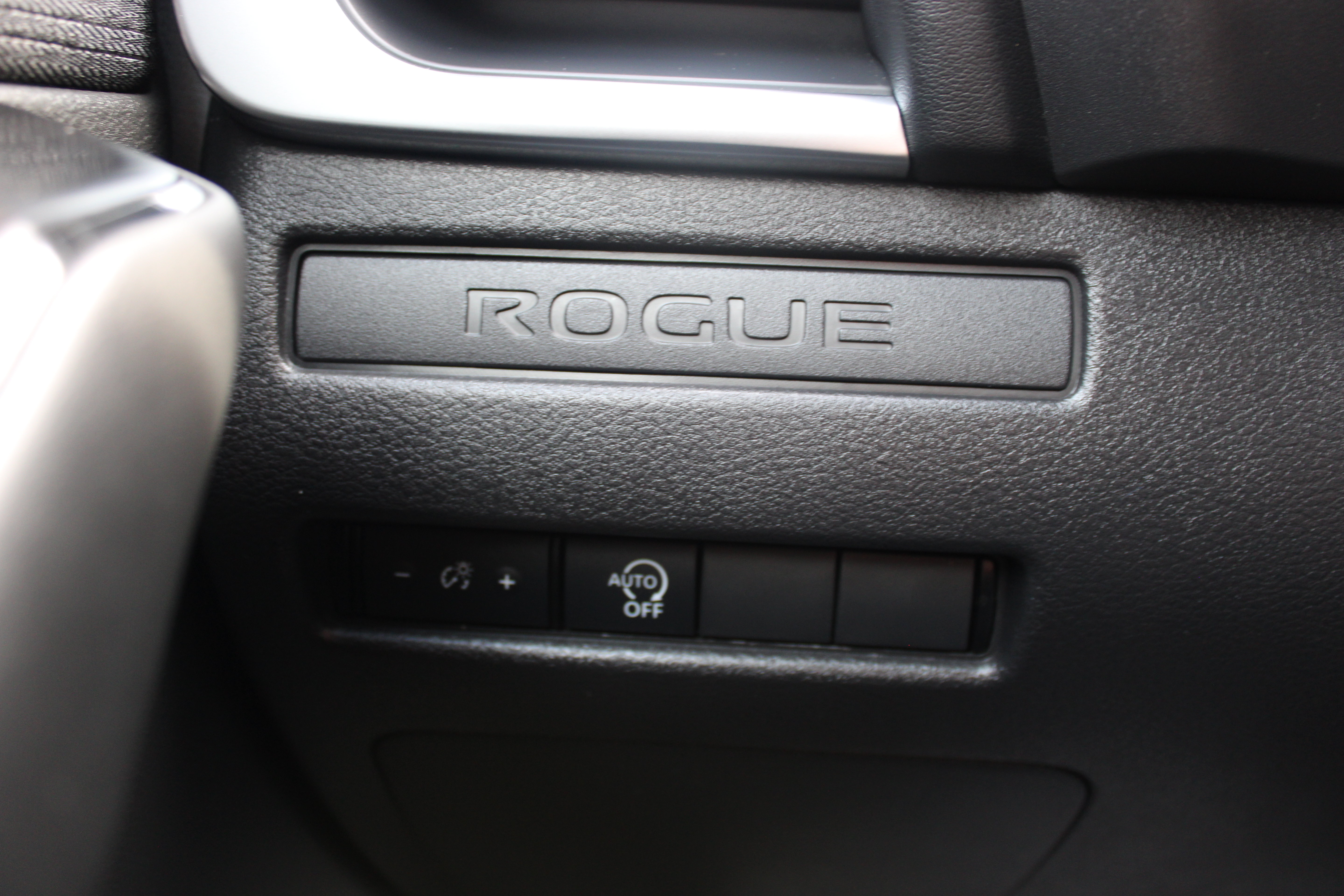 Certified 2023 Nissan Rogue S AWD/4WD image 28