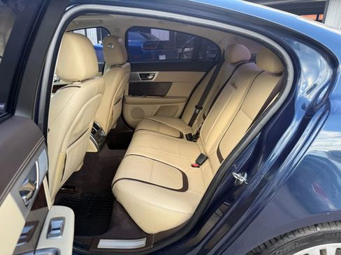 Used 2012 Jaguar XF Portfolio RWD image 20