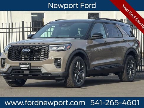 New 2026 Ford Explorer ST-Line w/ ST-Line Street Pack image 8