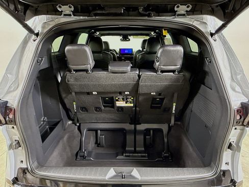 Certified 2025 Toyota Sienna XSE w/ XSE Plus Package AWD/4WD image 29
