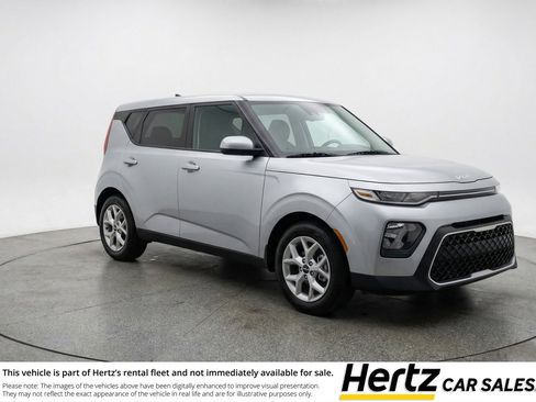 Used 2025 Kia Soul LX w/ LX Technology Package image 1