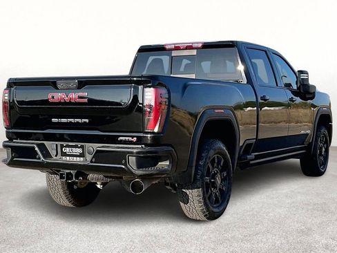 Used 2024 GMC Sierra 2500 AT4 w/ AT4 Premium Plus Package AWD/4WD image 2