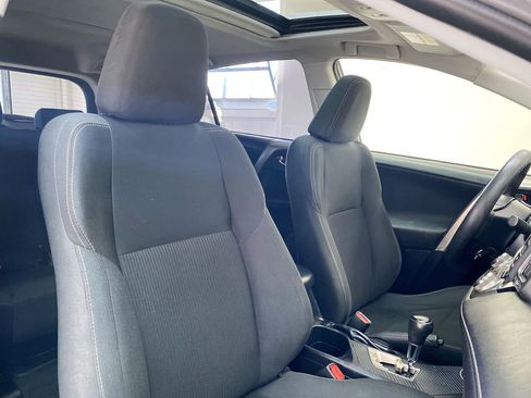 Used 2015 Toyota RAV4 XLE image 29