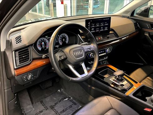 Certified 2023 Audi Q5 2.0T Premium Plus w/ Premium Plus Package AWD/4WD image 17