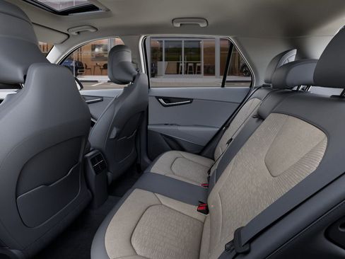 New 2026 Kia Niro SX Touring image 18