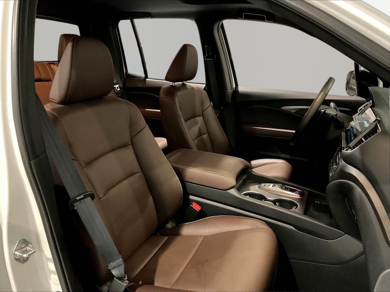 Certified 2025 Honda Ridgeline RTL+ image 30