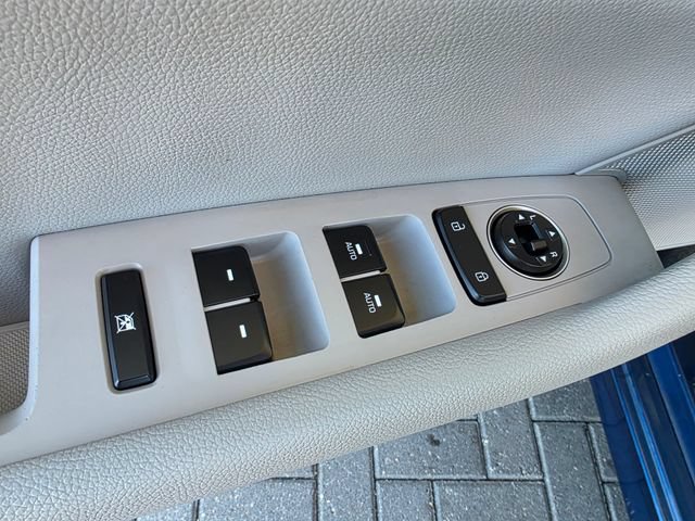 Used 2019 Hyundai Sonata Limited w/ Ultimate Package 04 FWD image 22