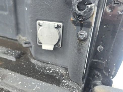 Used 2021 GMC Sierra 2500 AT4 image 7