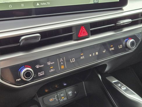 New 2026 Kia Sorento EX w/ EX Premium Package FWD image 16