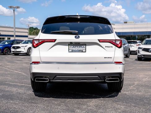Certified 2024 Acura MDX w/ Technology Package AWD/4WD image 11