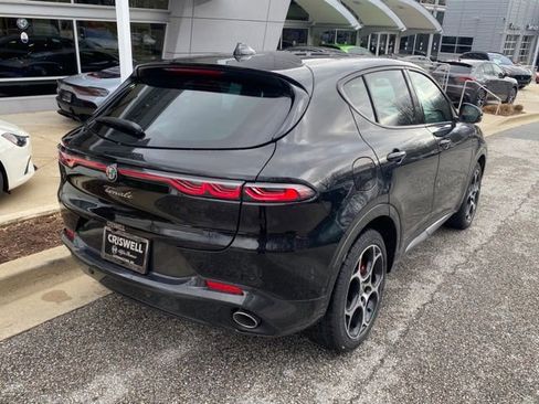 New 2024 Alfa Romeo Tonale Ti AWD/4WD image 5