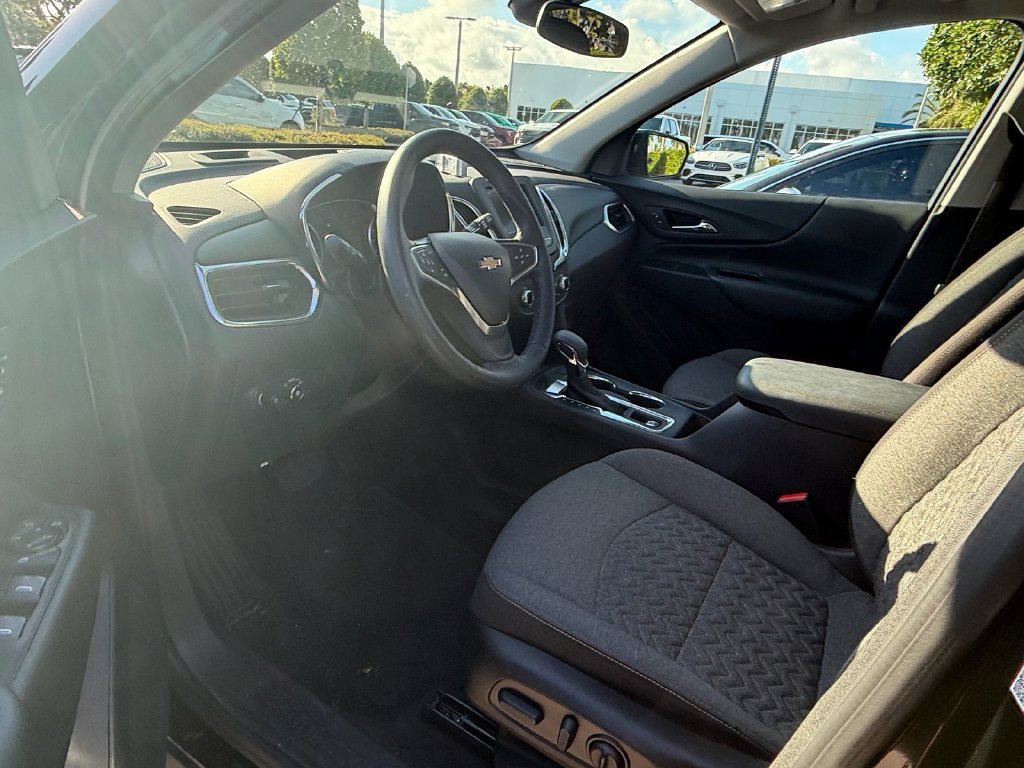 Used 2024 Chevrolet Equinox LT w/ LPO, Cargo Package FWD image 8