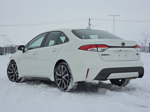 Used 2020 Toyota Corolla SE image 12