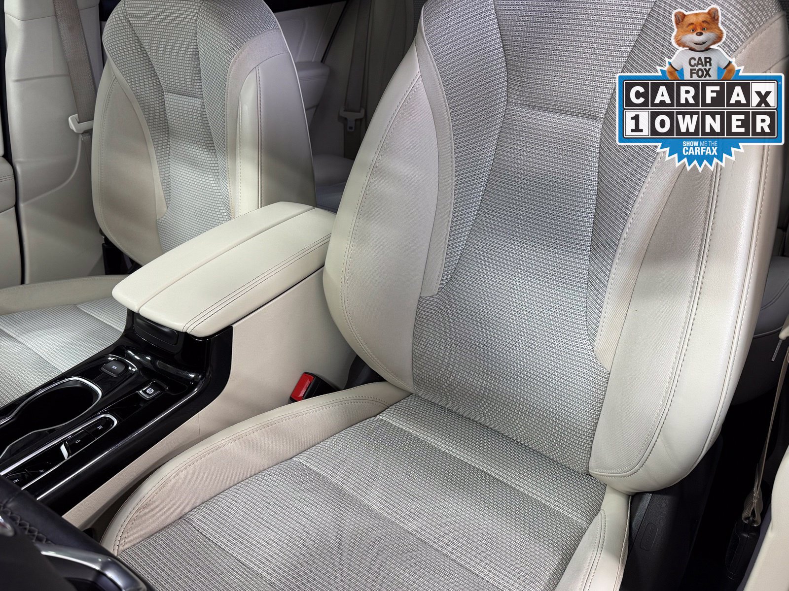 Used 2023 Buick Envision Preferred AWD/4WD image 33