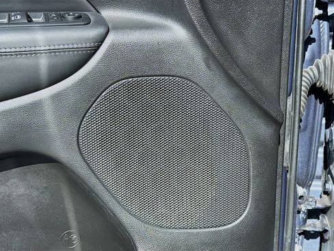 Used 2020 Jeep Grand Cherokee Overland image 25