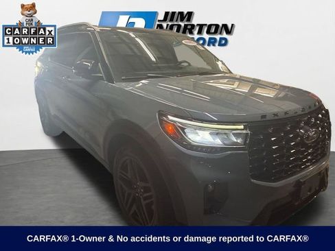 Used 2025 Ford Explorer ST AWD/4WD image 1