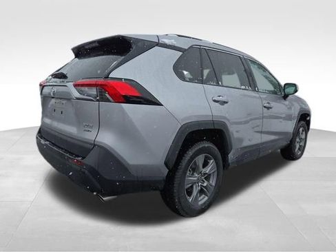 Used 2023 Toyota RAV4 XLE image 12