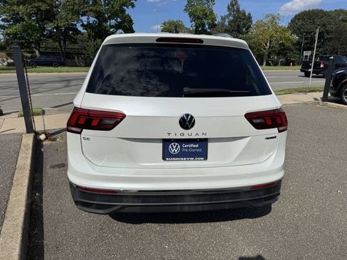 Used 2023 Volkswagen Tiguan SE w/ Panoramic Sunroof Package AWD/4WD image 6