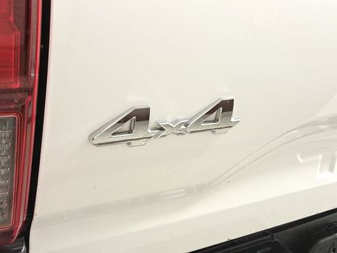 Used 2021 Toyota Tacoma SR image 9