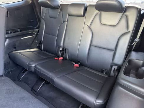 Used 2020 Kia Telluride S w/ S 8 Passenger Seating Package image 11