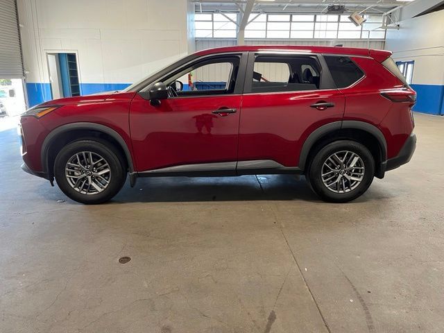 Used 2023 Nissan Rogue S AWD/4WD image 6