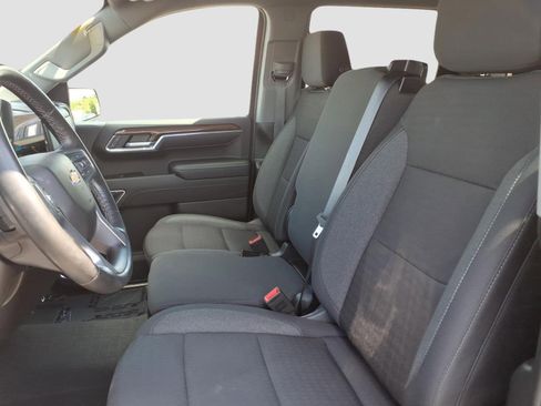Used 2024 Chevrolet Silverado 1500 LT AWD/4WD image 11