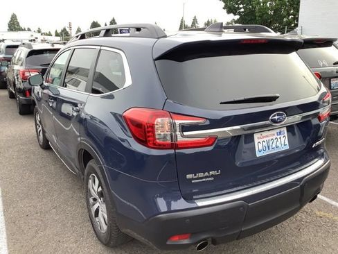Used 2023 Subaru Ascent Premium w/ Convenience Package AWD/4WD image 3