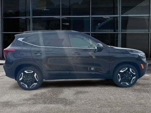 New 2026 Kia Seltos SX image 8