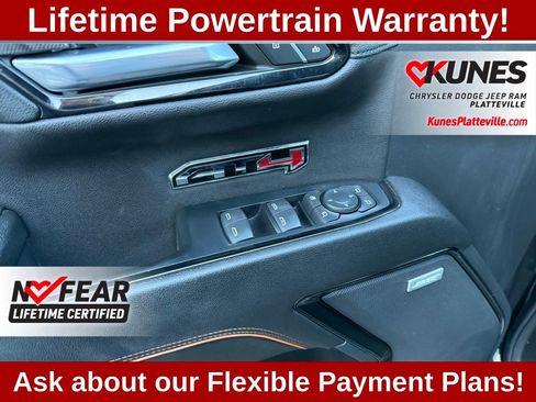 Used 2023 GMC Sierra 1500 AT4 image 12