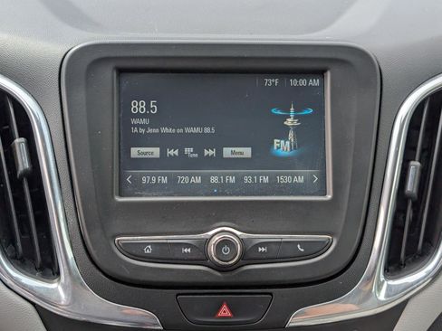 Used 2018 Chevrolet Equinox LS image 24