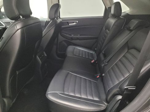 Used 2016 Ford Edge SEL w/ Equipment Group 201A image 18